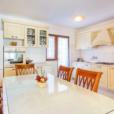 Apartamento Vesna